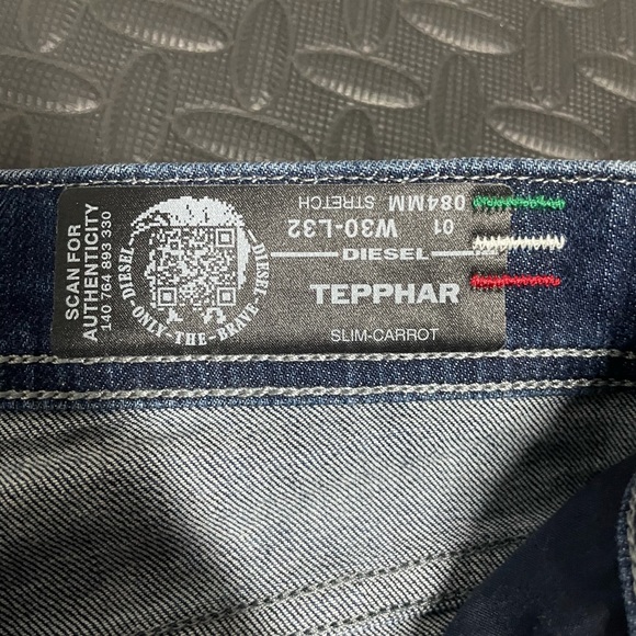 NWOT Diesel Tepphar slim carrot joggjean - Picture 3 of 5